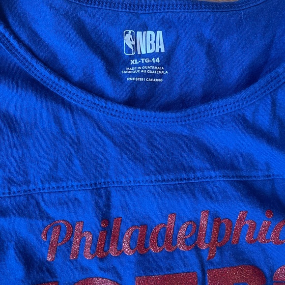 🏀 Philadelphia 76ers Girls T-Shirt | NBA | Size XL (14) - Picture 4 of 10